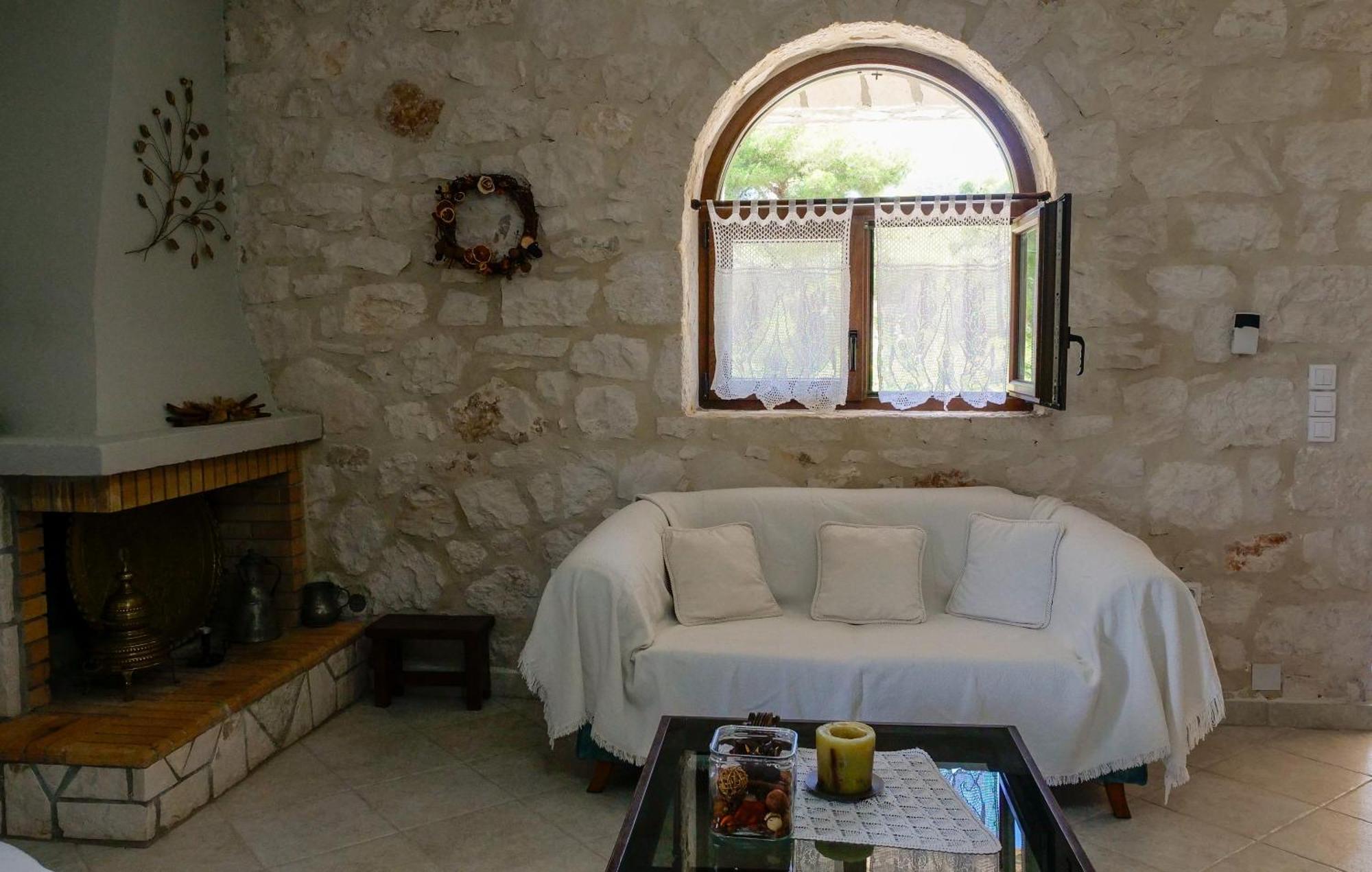 Fterini Apartments Sterna & Alletri Agios Leon Екстериор снимка